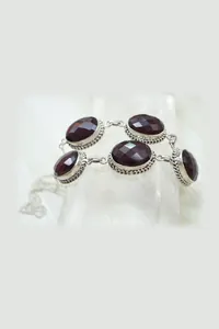 Gümüş Garnet Oval Kolye